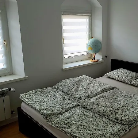 Przytulny Apartament W Centrum Miasta Kętrzyn Exterior foto