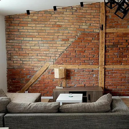 Przytulny Apartament W Centrum Miasta Kętrzyn Exterior foto